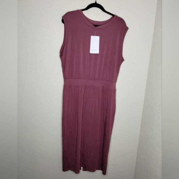 Athleta Mauve Midi Dress - Picture 2 of 11